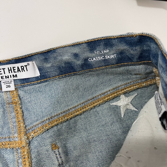 Adorable jean skirt - Picture 5 of 10